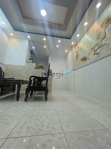 Hình ảnh Nhà mới xây, hẻm xe hơi. Đường số 18B, BHHA.