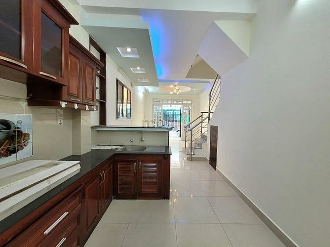 Hình ảnh Bán nhà đường Cao Thắng P12 Q10 38m2 2tỷ32 SHR