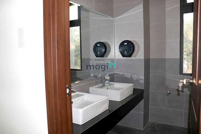 Hình ảnh Cho thuê MT Cống Quỳnh, gần KS Pullman SG, Q1. DT: 8x30m, 1 hầm 7 lầu