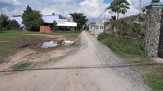Hình ảnh Mở bán lô nằm cạnh Tỉnh lộ 824, Đức Hòa Đông, sổ riêng