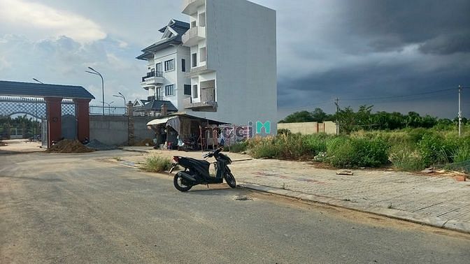 Hình ảnh Cần bán lô đất hẻm 32 võ văn hát  P long trường  TP thủ đức