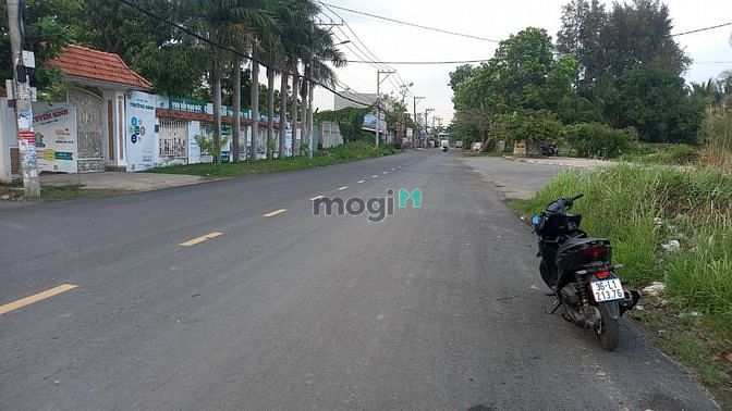 Hình ảnh Cần bán lô đất mặt tiền trường lưu.79m2