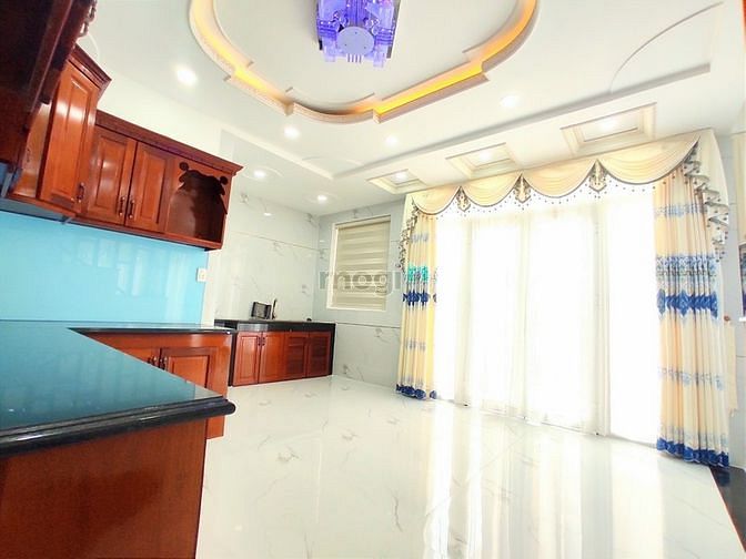 Hình ảnh Bán Biệt Thự Có Sân riêng Liền Aeon Mail Tên Lửa Bình Tân 5 Tâng Lầu S