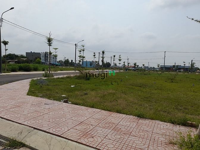 Hình ảnh 2 Lô Liền Kề Đẹp không Khuyết điểm - 2,2 tỷ -