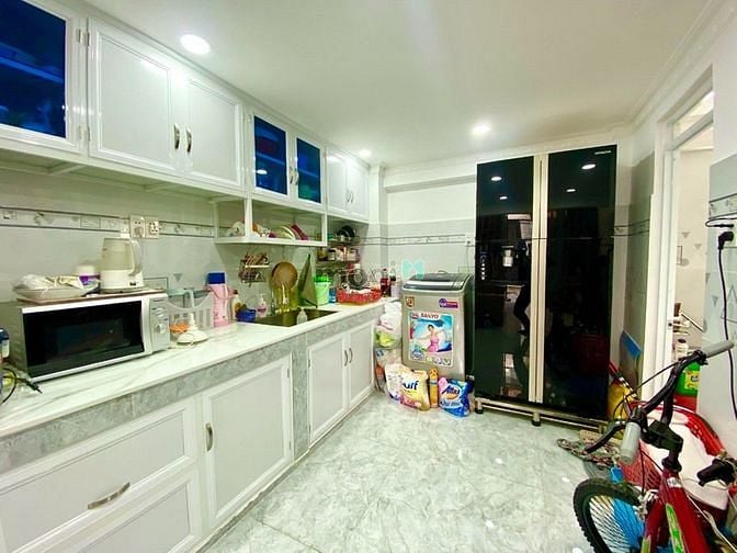 Hình ảnh Tân Kỳ Tân Quý, Lê Trọng Tấn, 3 tầng, HXH, 20m ra mặt tiền, 5.4 tỷ.