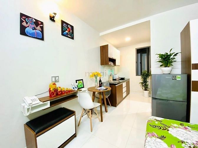 Hình ảnh STUDIO full nội thất, có cửa sổ thoáng mát gần LOTTE