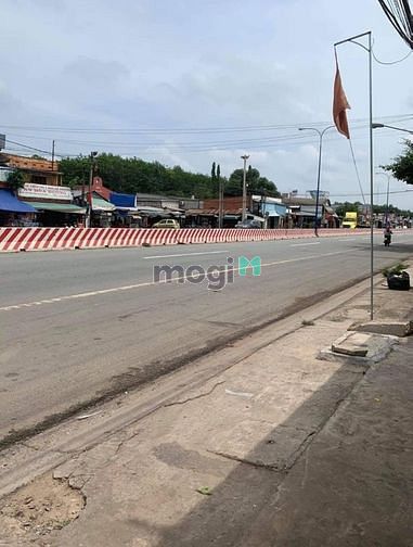 Hình ảnh Đất Sổ Hồng 5x40 KCN Becamex Chơn Thành