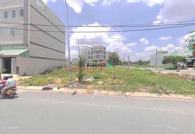 Hình ảnh MT Đường Lê Bôi, phường 7, Quận 8, DT:100m2,Giá 2tỷ230tr, SHR