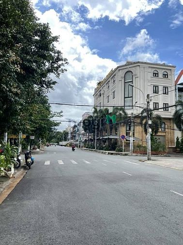 Hình ảnh Bán đất MT đường số 50, Tân Tạo, Bình Tân, 5x20m, giá 8 tỷ