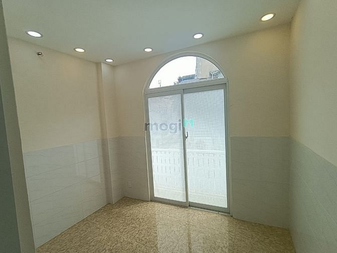 Hình ảnh Nhà Trung Tâm P3 Q Tân Bình- Đủ Công Năng-18M2- Chỉ 3Tỷ