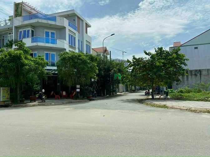 Hình ảnh Cần bấn đất xây biệt thự 140m2 khu tái định cư phước thiện .Q9 .TP TĐ