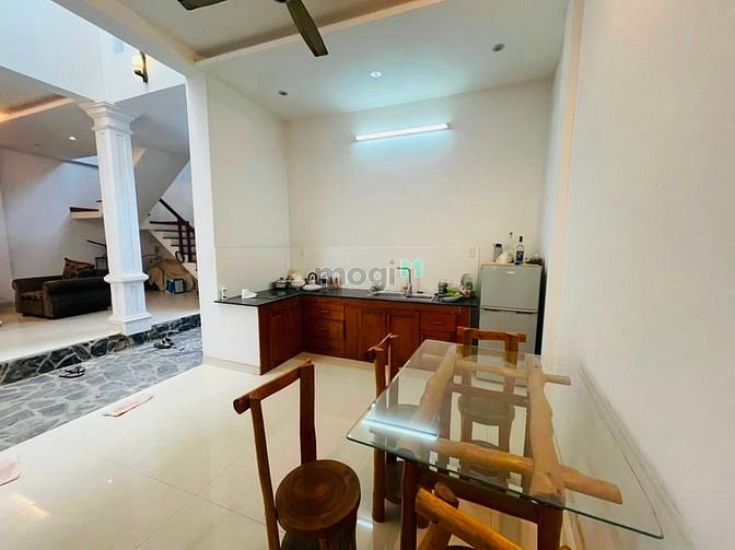 Hình ảnh Biệt thự 5,6 tủ 80m2, Huỳnh tấn Phát quận 7