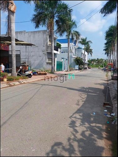 Hình ảnh Bán đất MT Phạm Thế Hiển ngay chợ Phú Lợi