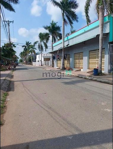 Hình ảnh Bán đất MT Phạm Thế Hiển ngay chợ Phú Lợi