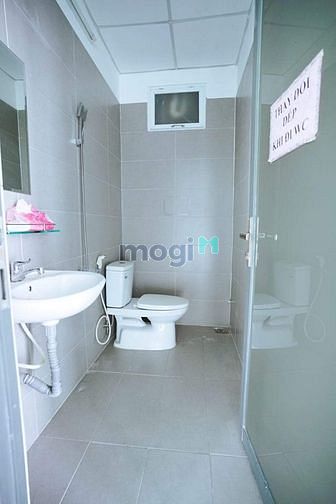 Hình ảnh Bán nhà quận 3 đường CMT8 - 4 Tầng - Lô góc - hiệu suất cho thuê cao.