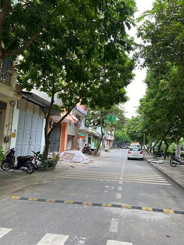 Hình ảnh Bán 120m đất tái định cư phố Trạm, Long Biên, khổ đất, vị trí đẹp