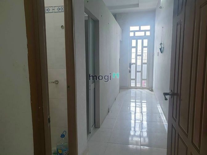 Hình ảnh Nhà cho thuê hẻm 5m Lê Đình Cẩn 4mx18m 1 lầu 3PN