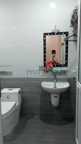 Hình ảnh Bán nhà Phạm Văn Bạch, Phường 15, Tân Bình, 59m2, 2 tầng, chỉ 4,2 tỷ.