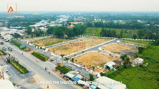 Hình ảnh Chị chủ kẹt tiền nên gửi bán gấp lô đất Đức Hoà, Long An