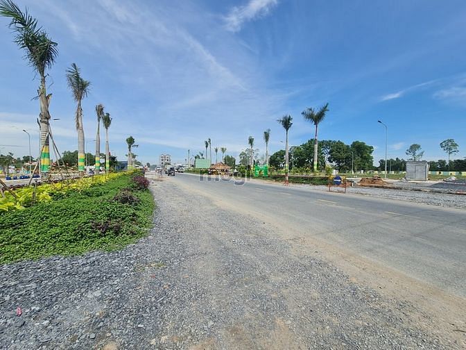 Hình ảnh Chị chủ kẹt tiền nên gửi bán gấp lô đất Đức Hoà, Long An