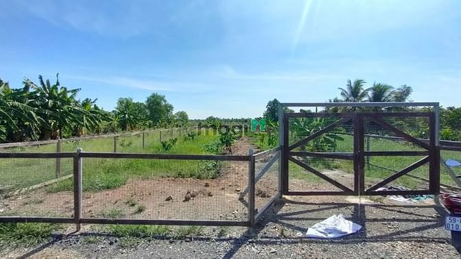 Hình ảnh Đất Vườn Mặt Tiền Kênh, 900m2. Gía 2,45 tỷ.