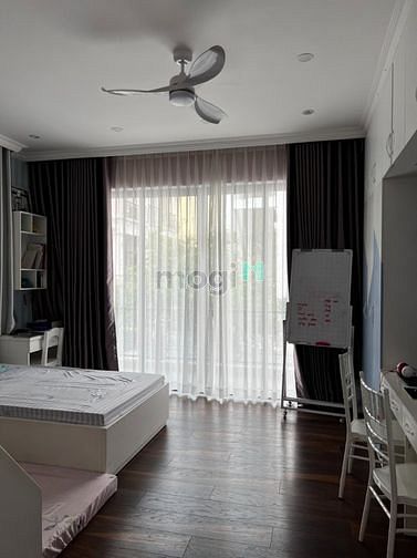 Hình ảnh Bán biệt thự sân vườn 16mx18m, Bình An, Q2. Chỉ 122 triệu/m2