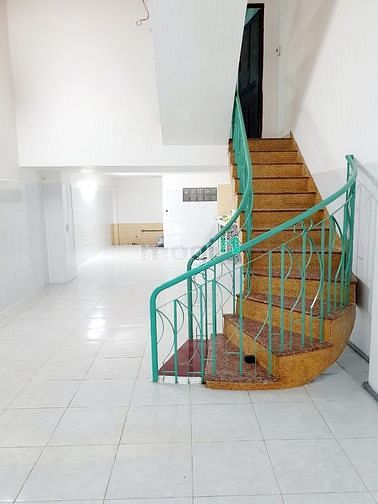 Hình ảnh Cho thuê nhà nguyên căn hẻm 6m