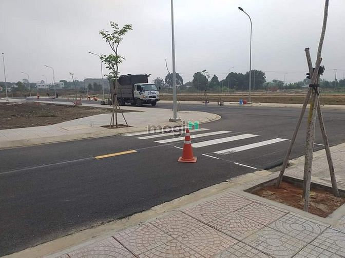 Hình ảnh CẦN BÁN LÔ ĐẤT ngay sát Bên Đại Học Dầu Khí BÀ RỊA