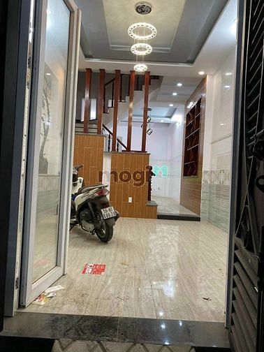 Hình ảnh Nhà cho thuê 1/ Lê Văn Quới 4mx13m đúc 3 lầu 4PN