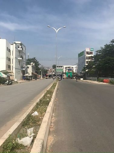 Hình ảnh Bán nền đất 8.8mx12m, MT đg Lưu Đình Lễ ( cách đg Lương Định Của chỉ 5