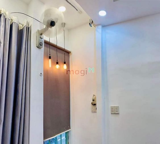 Hình ảnh Chỉ (2.95 TY, CN 32M2) H3M Nguyễn Văn Lạc, P.21