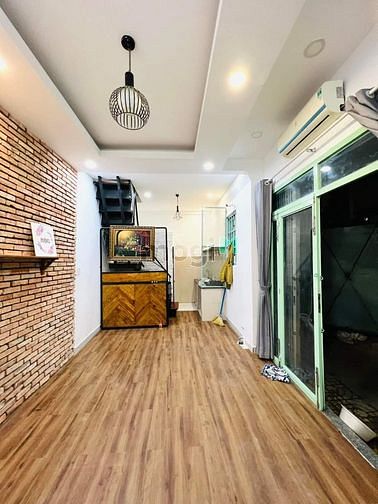 Hình ảnh Chỉ (2.95 TY, CN 32M2) H3M Nguyễn Văn Lạc, P.21