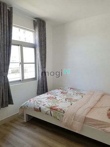 Hình ảnh Ban can ho sky garden  ,Phu my hung ,  dt 88m2