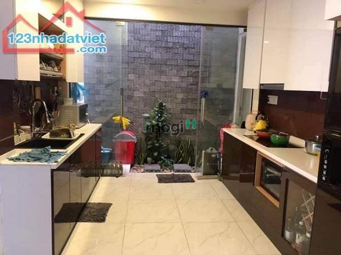 Hình ảnh Khu vip GÒ DẦU - 72m2 - 4 TẦNG - 4 pn - 9 TỶ
