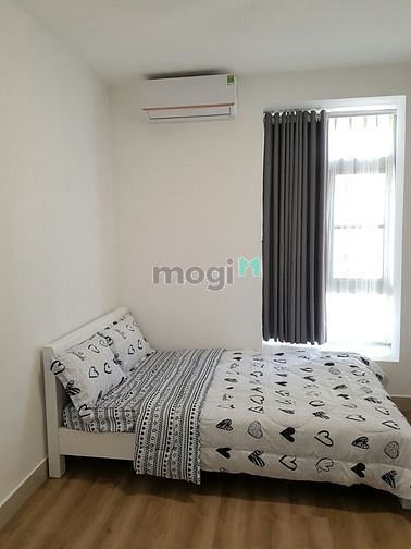 Hình ảnh Ban can ho sky garden  ,Phu my hung ,  dt 88m2