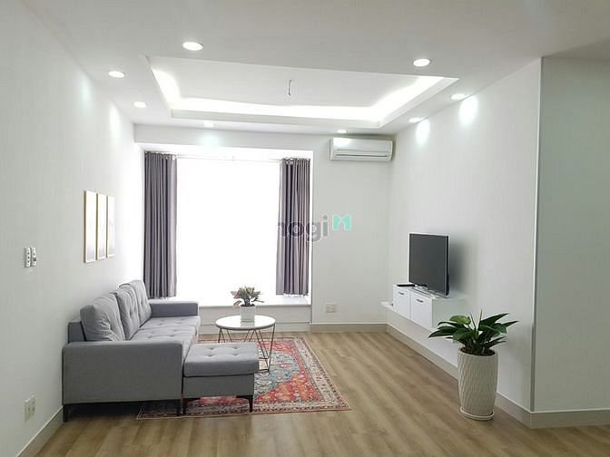 Hình ảnh Ban can ho sky garden  ,Phu my hung ,  dt 88m2