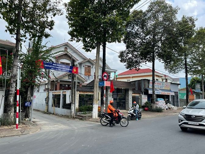 Hình ảnh Mặt tiền hẻm 211 Huỳnh văn lũy -Phú lợi