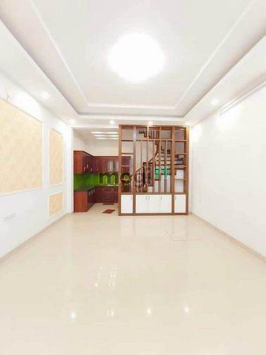 Hình ảnh Bán gấp nhà MP Khâm Thiên, giá 11 tỷ, gần 100m2, KD lớn, nở hậu