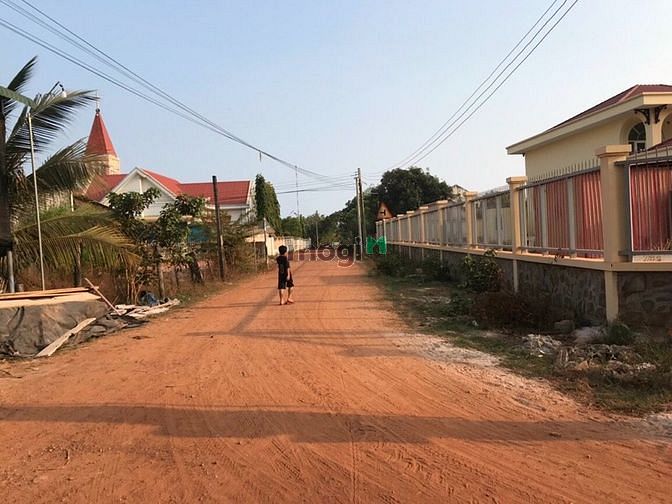 Hình ảnh Đất 2 MT đối diện trường học Mẫu Giáo Tân Thắng giá 4 tỷ 8