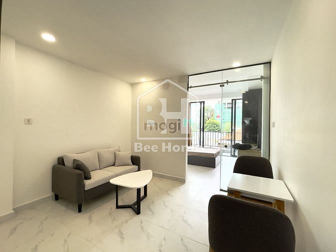 Hình ảnh Cho thuê Trang Chủ MB66.COM / Đăng Ký Tặng 66K 1Pn có máy giặt riêng và ban công gần Cống Quỳnh quận1