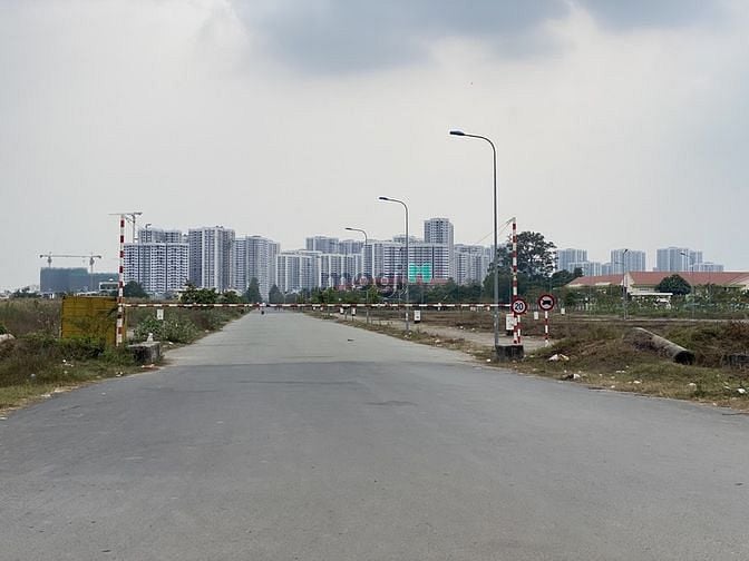 Hình ảnh Bán đất đã có sổ đỏ quận 9 giá 2.9 tỷ