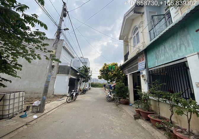 Hình ảnh Bán đất đã có sổ đỏ quận 9 giá 2.9 tỷ