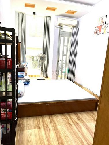 Hình ảnh Vị trí Đẹp, nhà Mới đường Trần Bình Trọng Q5