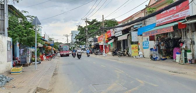 Hình ảnh Cần bán mặt tiền kinh doanh ngang 7.7m2 .đường đình phong phú .q9 tphc