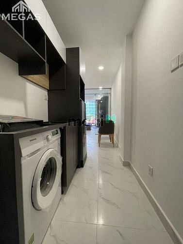 Hình ảnh Cho thuê CHDV mới TT Q1 - Bếp tách - Ban công rộng