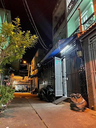 Hình ảnh Bán GẤP nhà trung tấm quận BÌNH TÂN