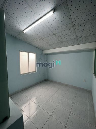 Hình ảnh Bán nhà HXH đường Hòa Bình Tân Phú - 4PN - 72m2 - 5.75 Tỷ.