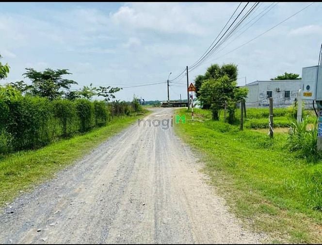 Hình ảnh xã Trung Lập Thượng, DT: 684m2, full thổ, giá 5,x tỷ