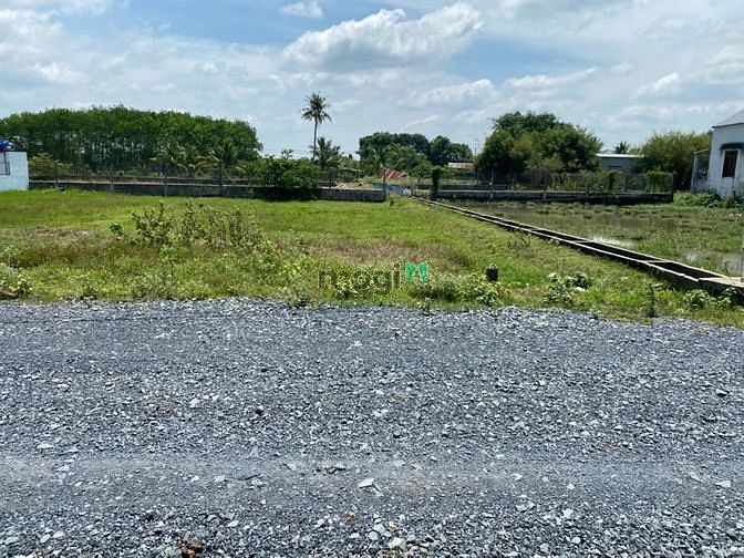 Hình ảnh xã Trung Lập Hạ, DT: 28m*32m, giá 6.5 tỷ