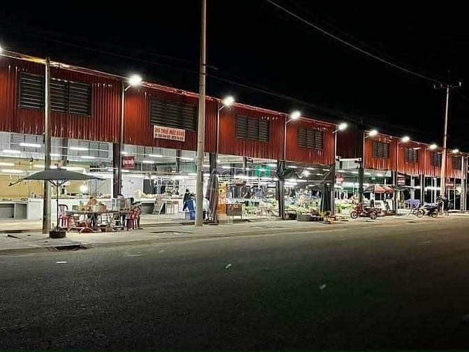 Hình ảnh Cần Bán lô đất mặt tiền chợ minh thành giá 13.5tr/m.